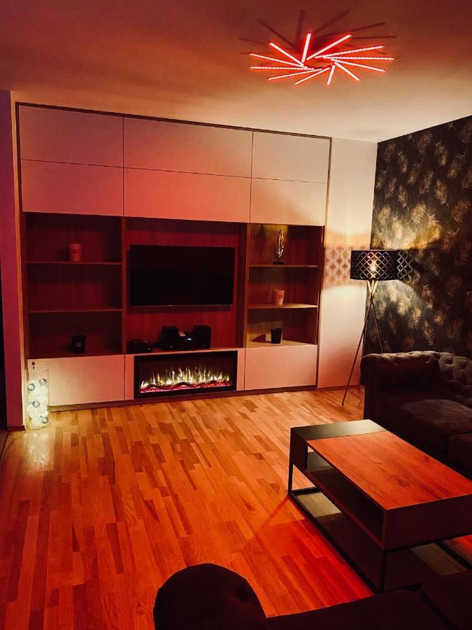 Secret Apartments Chelmska 55M2 Варшава Екстер'єр фото