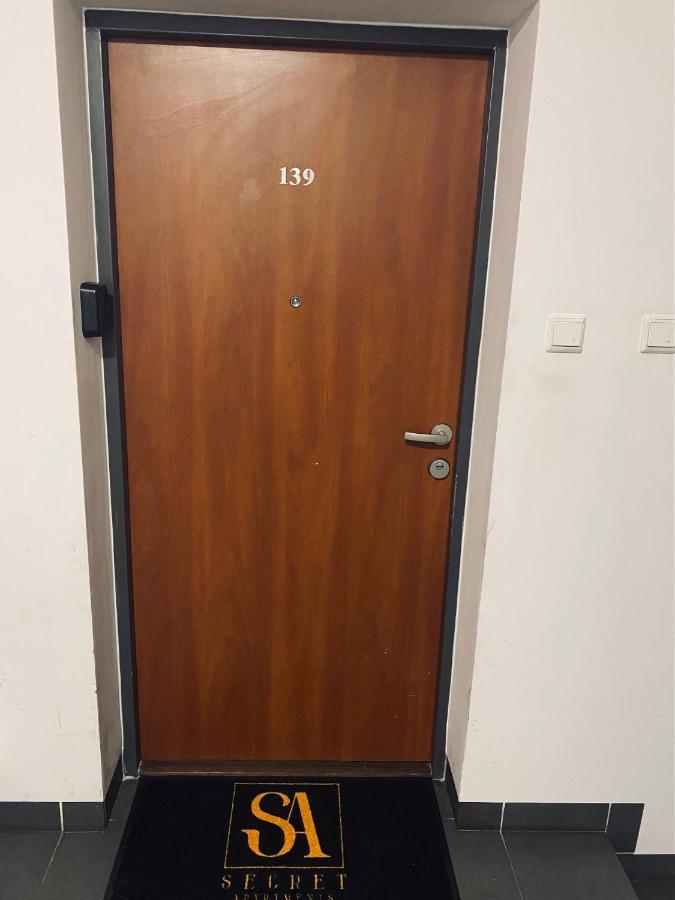 Secret Apartments Chelmska 55M2 Варшава Екстер'єр фото