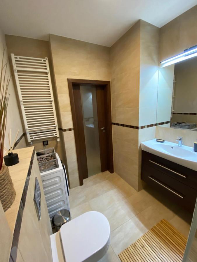 Secret Apartments Chelmska 55M2 Варшава Екстер'єр фото