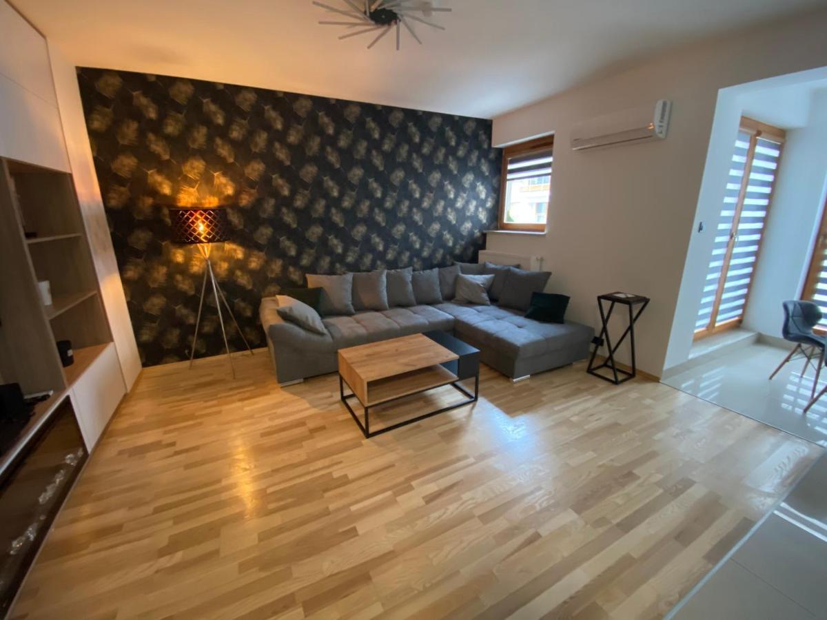 Secret Apartments Chelmska 55M2 Варшава Екстер'єр фото